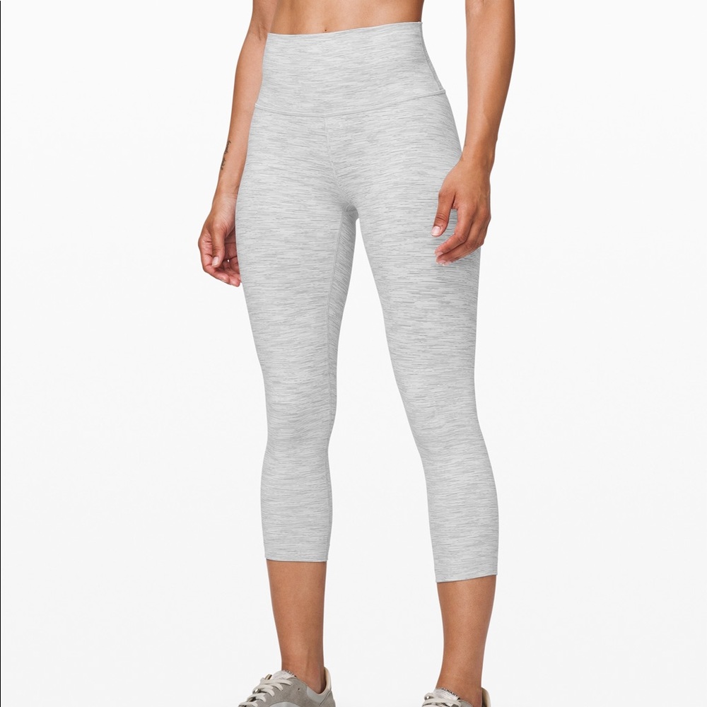Lululemon Wunder Under Crop Leggings